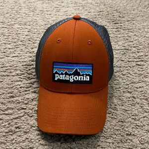 Patagonia P-6 Logo trucker hat. Orange